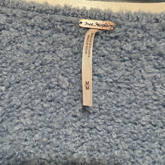Free People Sz M Light Blue All Mine Fuzzy Knit Alpaca Blend V-Neck Sweater. - Picture 7 of 9